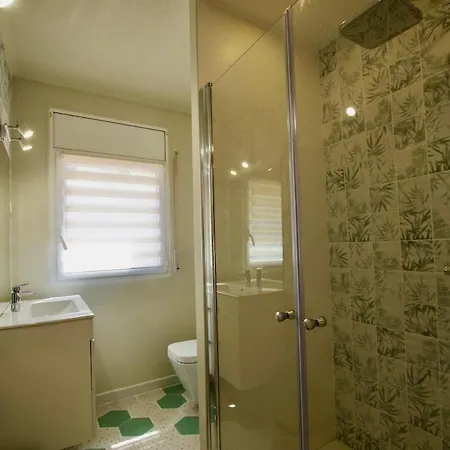 V&v Lloret-villa Christine, Lujosa 17 Personas Villa Lloret de Mar