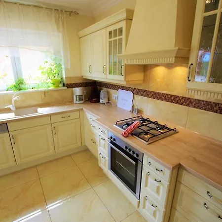 V&v Lloret-villa Christine, Lujosa 17 Personas Villa